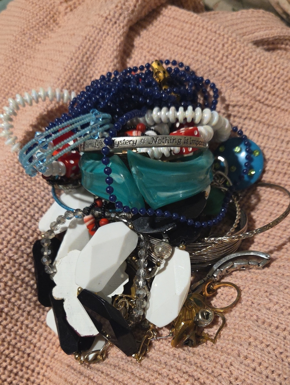 MYSTERY/NOT SO MYSTERY JEWELRY BUNDLE